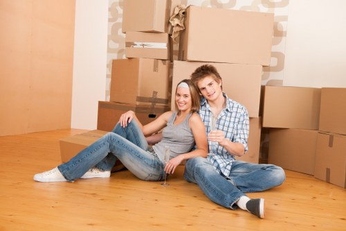 Same day removals team helping with urgent house move in Ilford