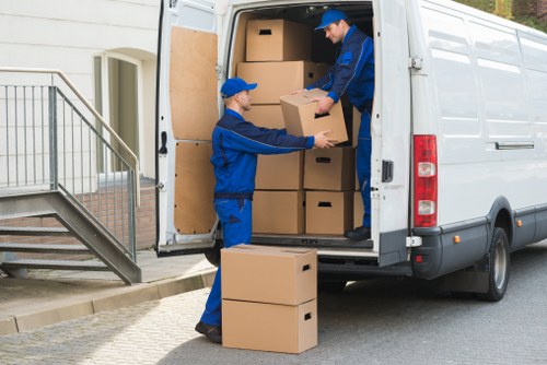 Local moving help for flats and homes in Ilford