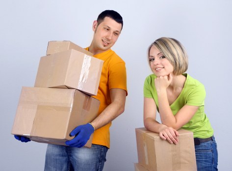 Local movers handling a flat move in Ilford with care